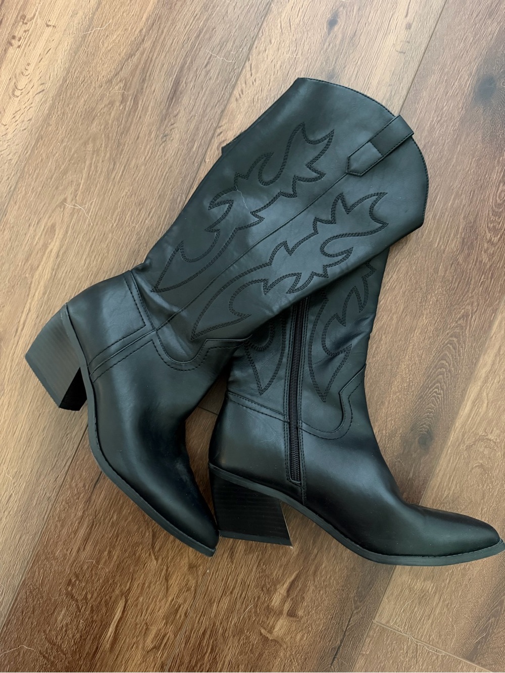 Women's Black Western Heeled Boots